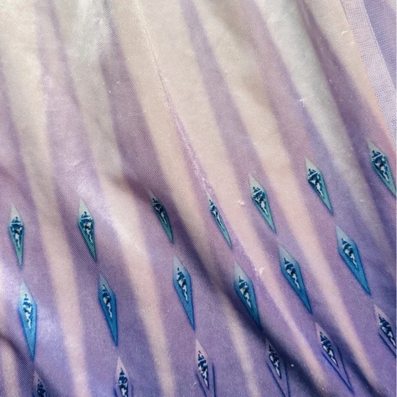 Disney Elsa Nightgown - Picture 5 of 5